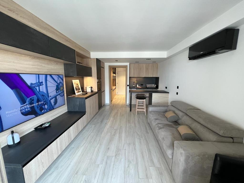 Appartamento Le Diatomee - Rue Du Port Cavalaire-sur-Mer Esterno foto